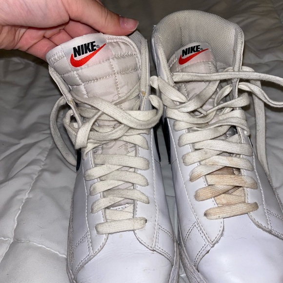 Nike Blazers - Picture 4 of 5